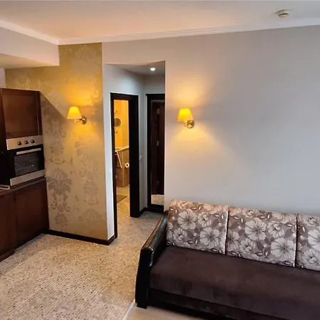 Sunny Apartment *